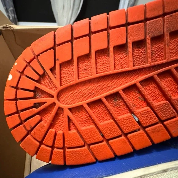 Jordan Sneakers - Blue and Orange - Picture 13 of 16